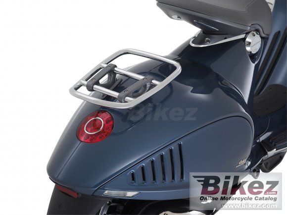 Vespa 946