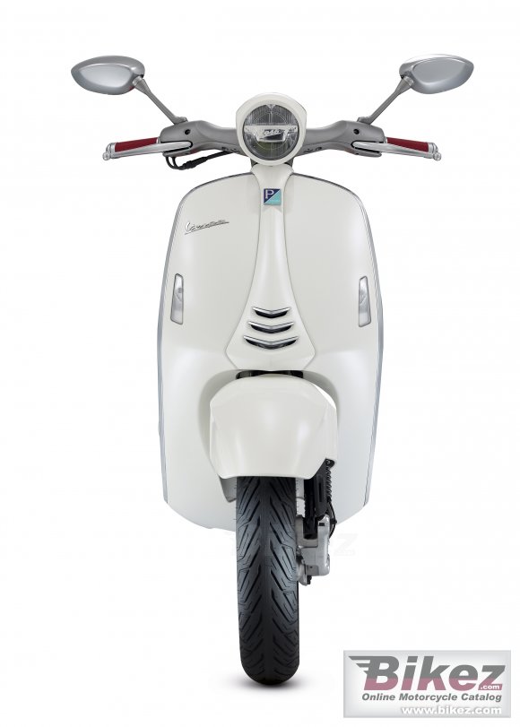 Vespa 946