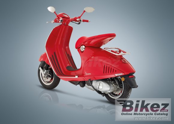 Vespa 946 RED