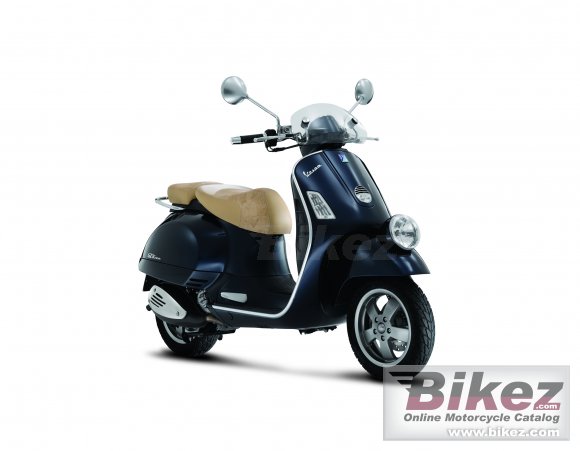 Vespa GT Navy 250