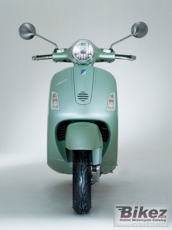 Vespa Granturismo