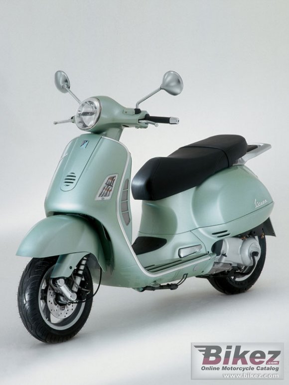 Vespa Granturismo