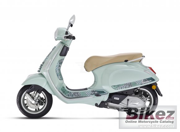 Vespa Primavera 150 Batik