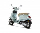 Vespa Primavera 150 Batik