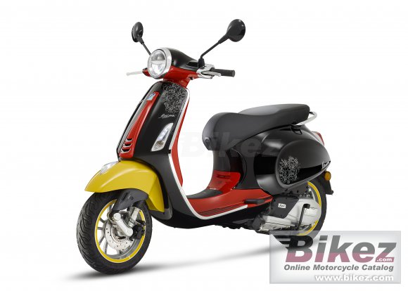 Vespa Primavera Disney Mickey Mouse Edition