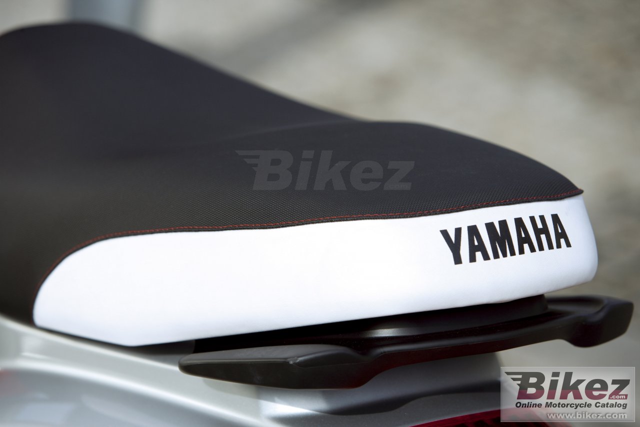 Yamaha BWs Naked