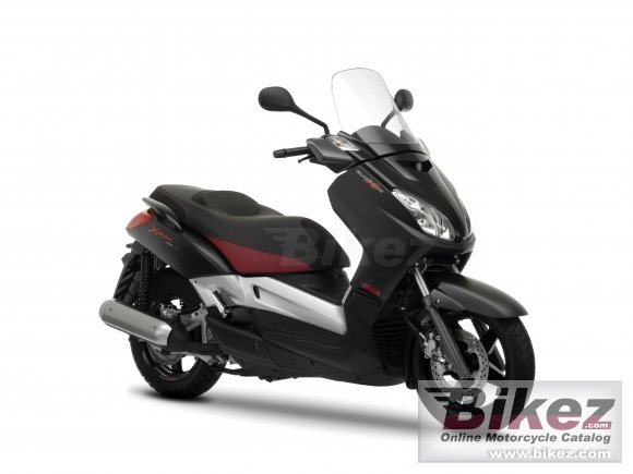 Yamaha Black X-Max 250