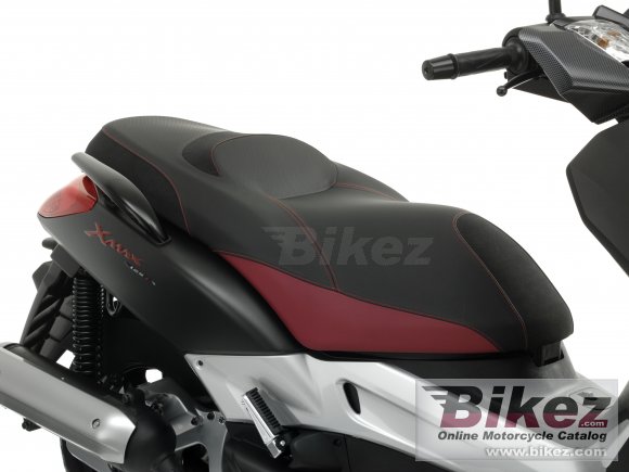 Yamaha Black X-Max 250