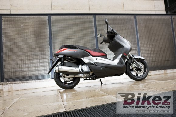 Yamaha Black X-Max 250