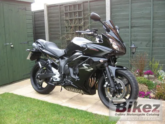 Yamaha FZ6 Fazer S2