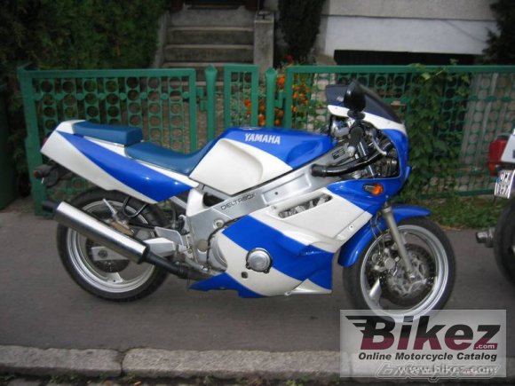 Yamaha FZR 600