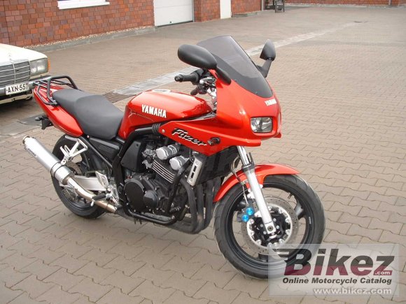 Yamaha FZS 600 Fazer