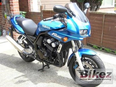 Yamaha FZS 600 Fazer