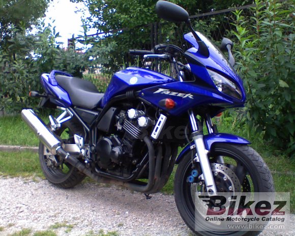 Yamaha FZS 600 Fazer