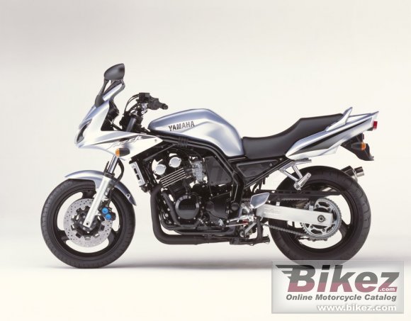 Yamaha FZS 600 Fazer