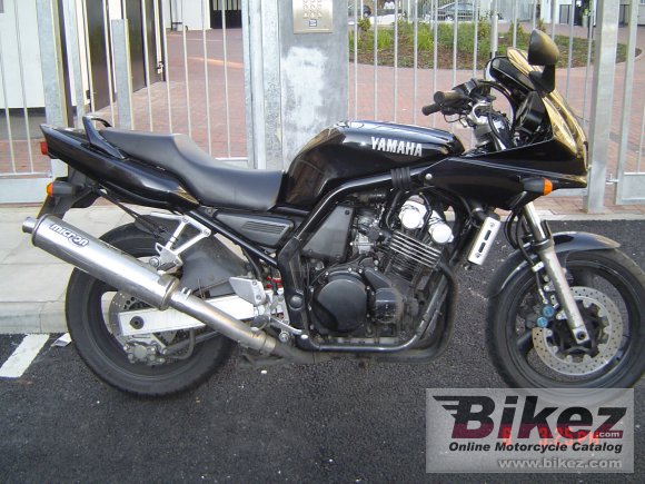 Yamaha FZS 600 S