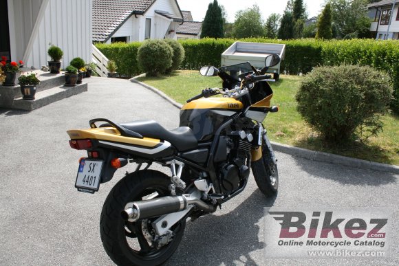 Yamaha FZS 600 S Fazer