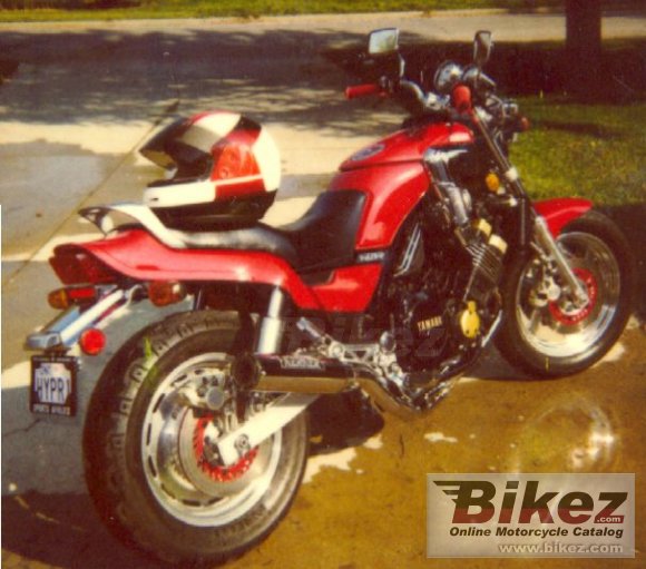 Yamaha FZX 750