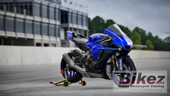 Yamaha R1