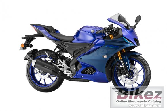 Yamaha R15 V4