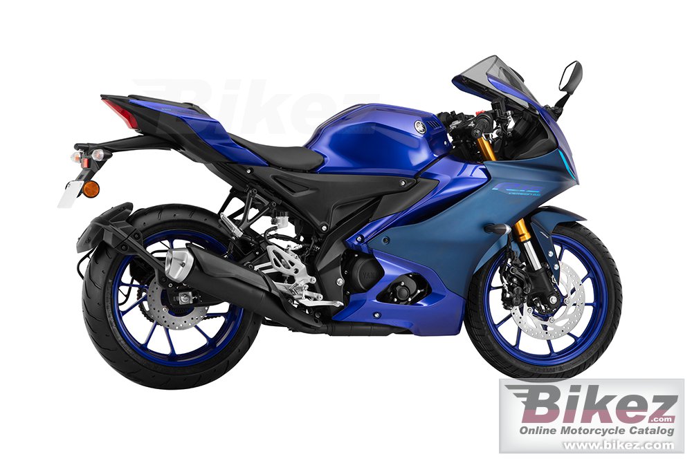 Yamaha R15 V4