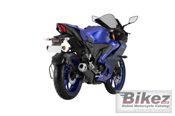 Yamaha R15 V4