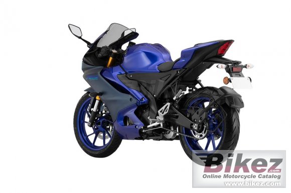 Yamaha R15 V4