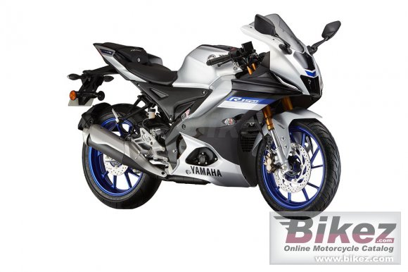 Yamaha R15M