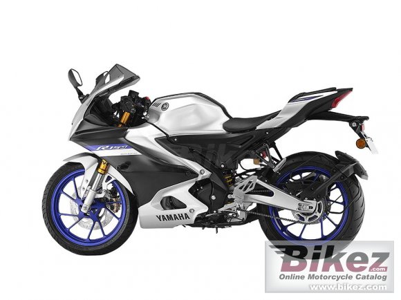 Yamaha R15M