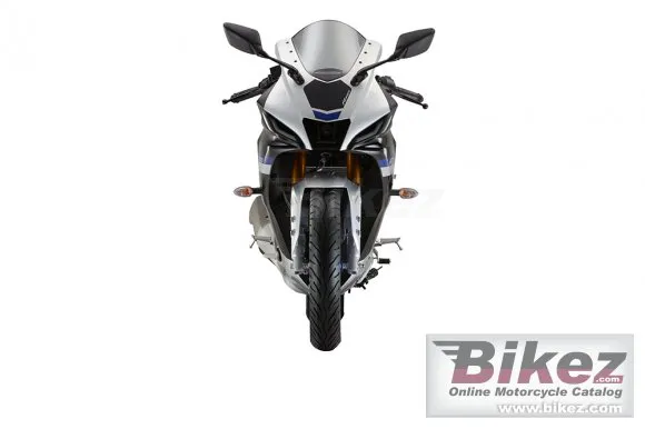 Yamaha R15M