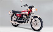 Yamaha_RD_350_%286-speed%29_1973