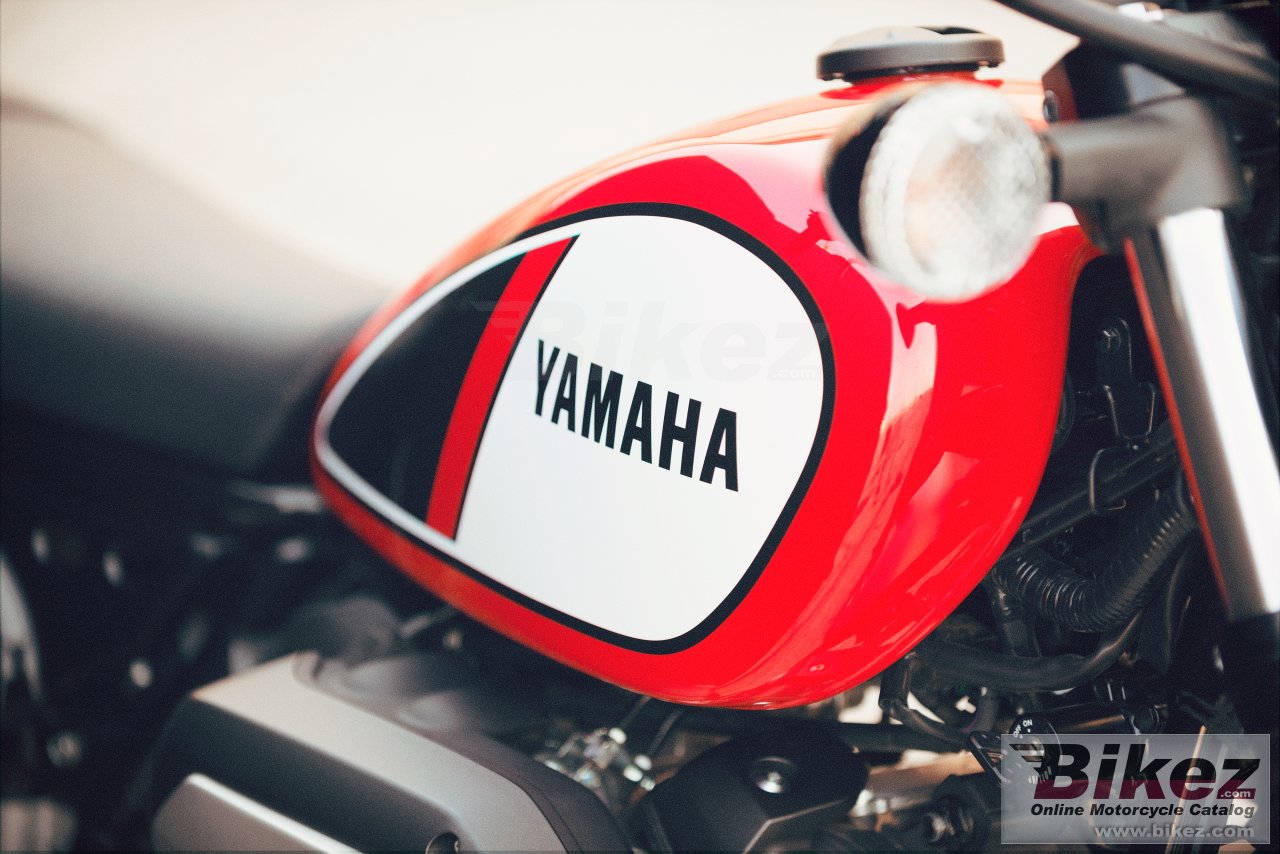 Yamaha SCR 950
