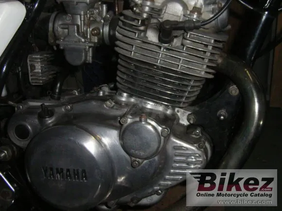 Yamaha SR 250 SE
