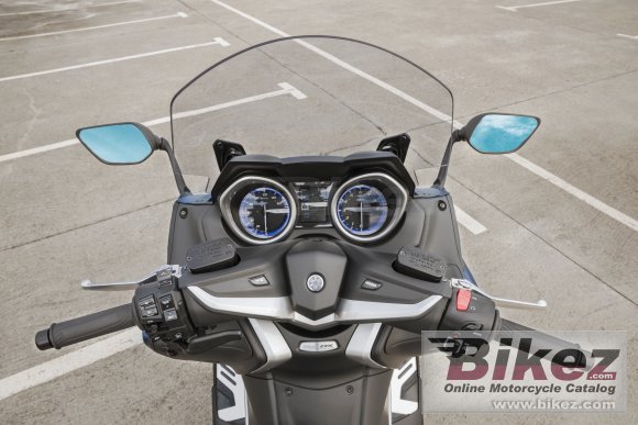 Yamaha TMAX DX