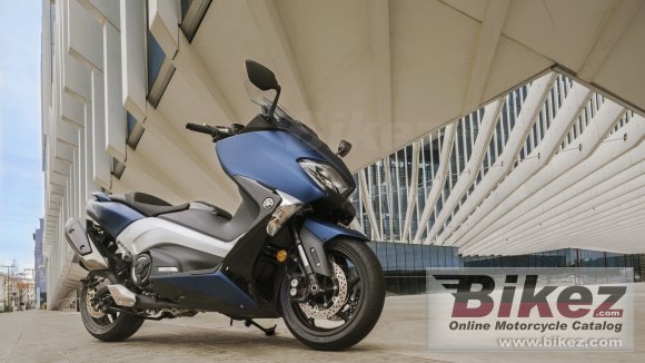 Yamaha TMAX DX