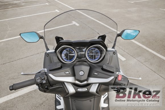 Yamaha TMAX DX