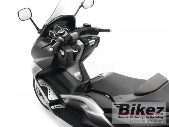 Yamaha TMAX Tech Max