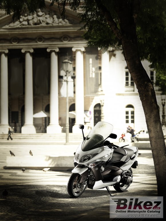 Yamaha TMAX White Max