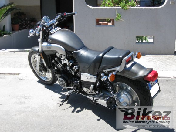 Yamaha V-Max 1200