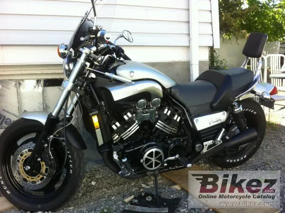 Yamaha V-Max 1200