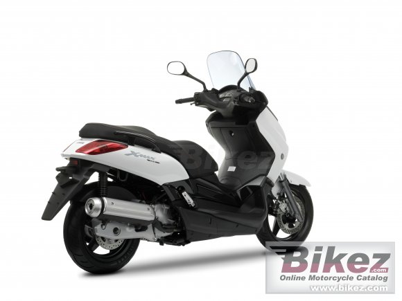 Yamaha X-MAX 125