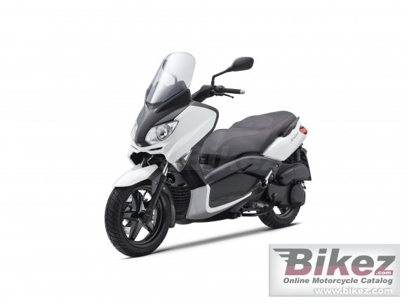 Yamaha X-MAX 125