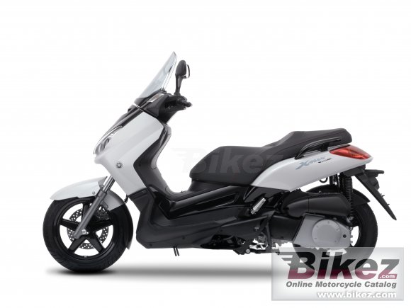 Yamaha X-MAX 250