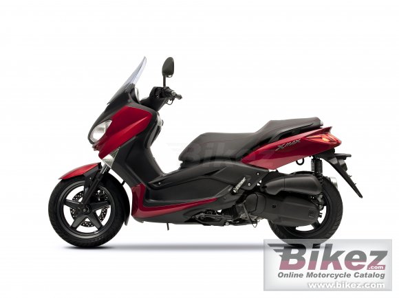 Yamaha X-Max 125