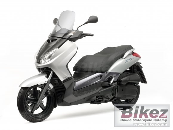 Yamaha X-Max 125