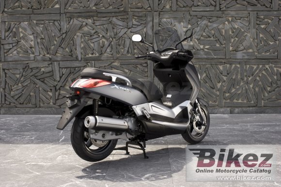 Yamaha X-Max 125