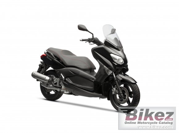 Yamaha X-Max 125