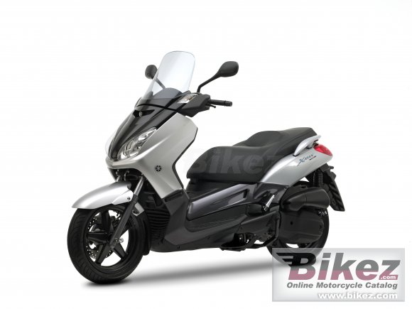 Yamaha X-Max 125