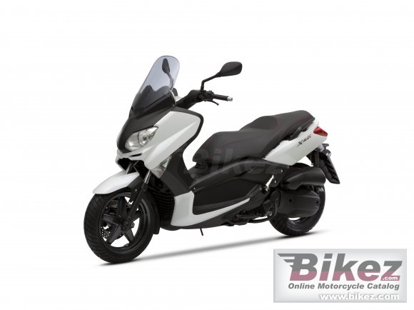 Yamaha X-Max 125