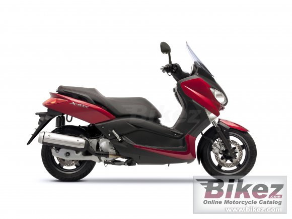 Yamaha X-Max 125